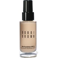 Bobbi Brown - Skin Foundation SPF 15 - Cool Ivory 1.25