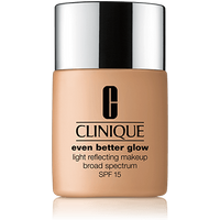 Clinique - Even Better Glow™ Light Reflecting Makeup SPF 15 - CN 90 Sand